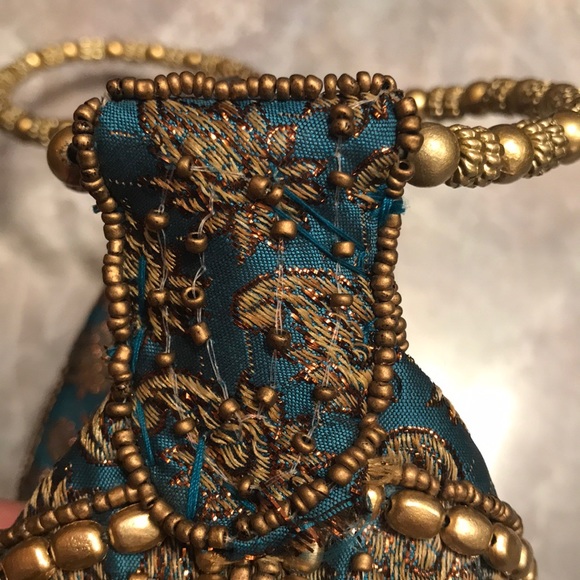 Fortune Cookie Shaped Purse - Picture 8 of 8